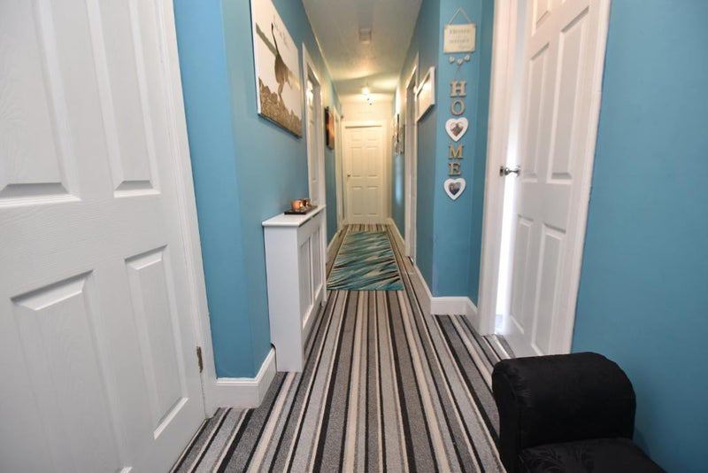 Room Freeland Place in Kirkintilloch