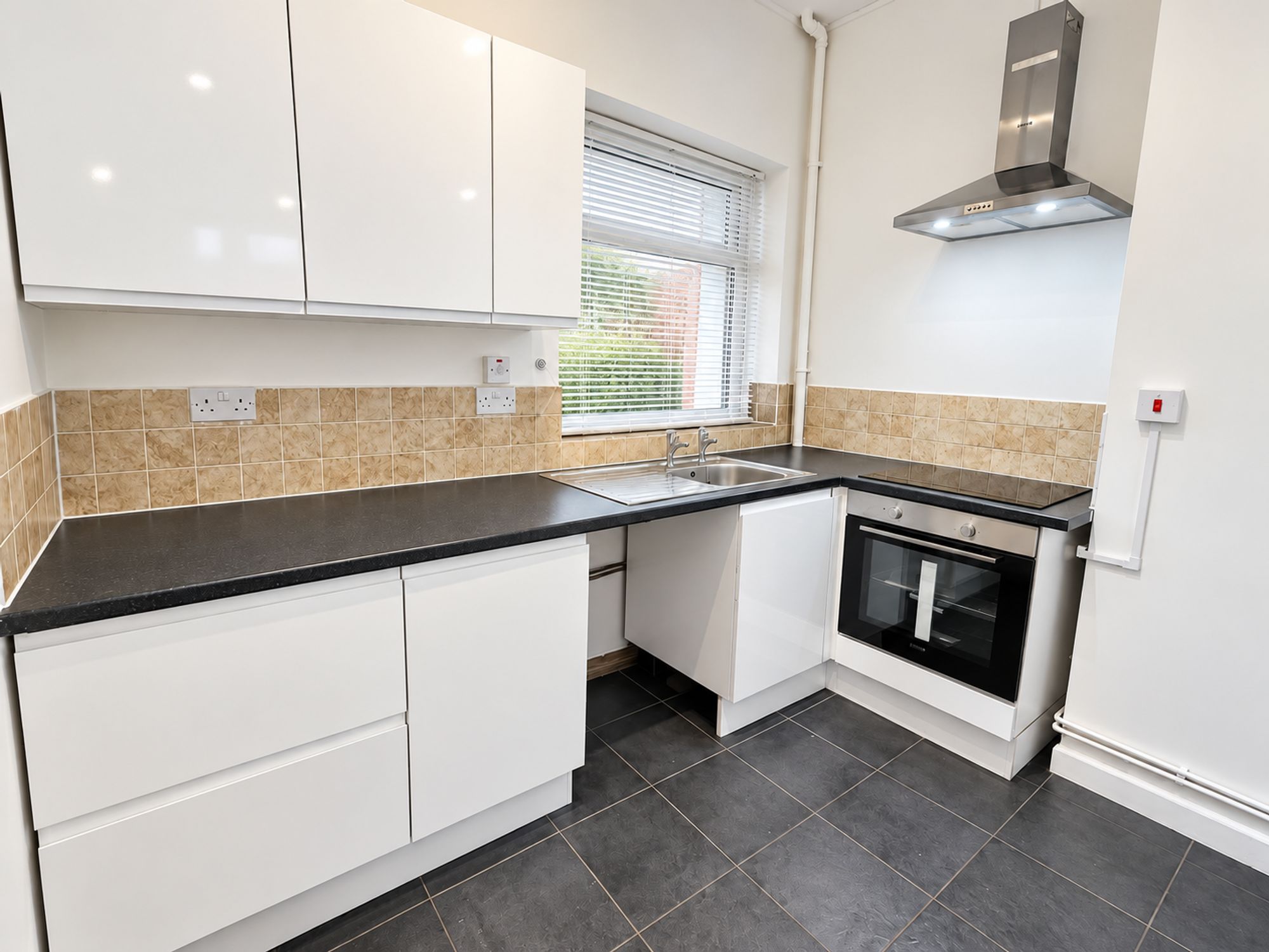 Flat Walthall Street in Crewe