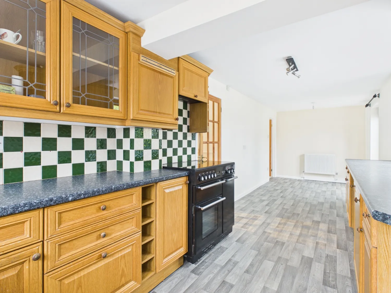 House Bettycroft Close in Ravensthorpe