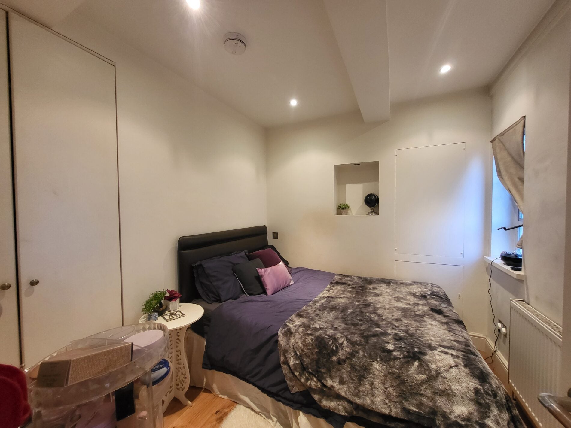 Flat Sloane Avenue in Greater London