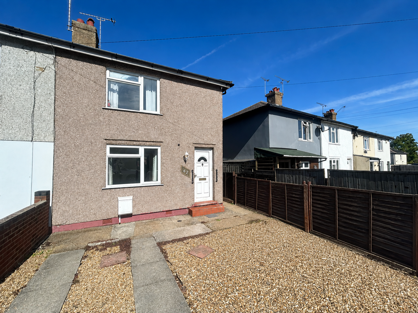 House Willow Road in Dartford