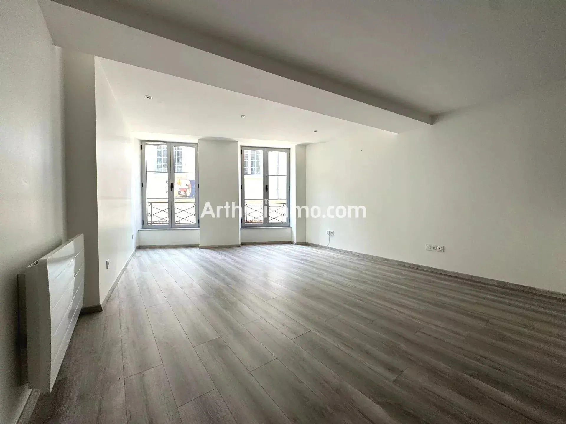 Flat Rue Jean Jaurès in Lons-le-Saunier