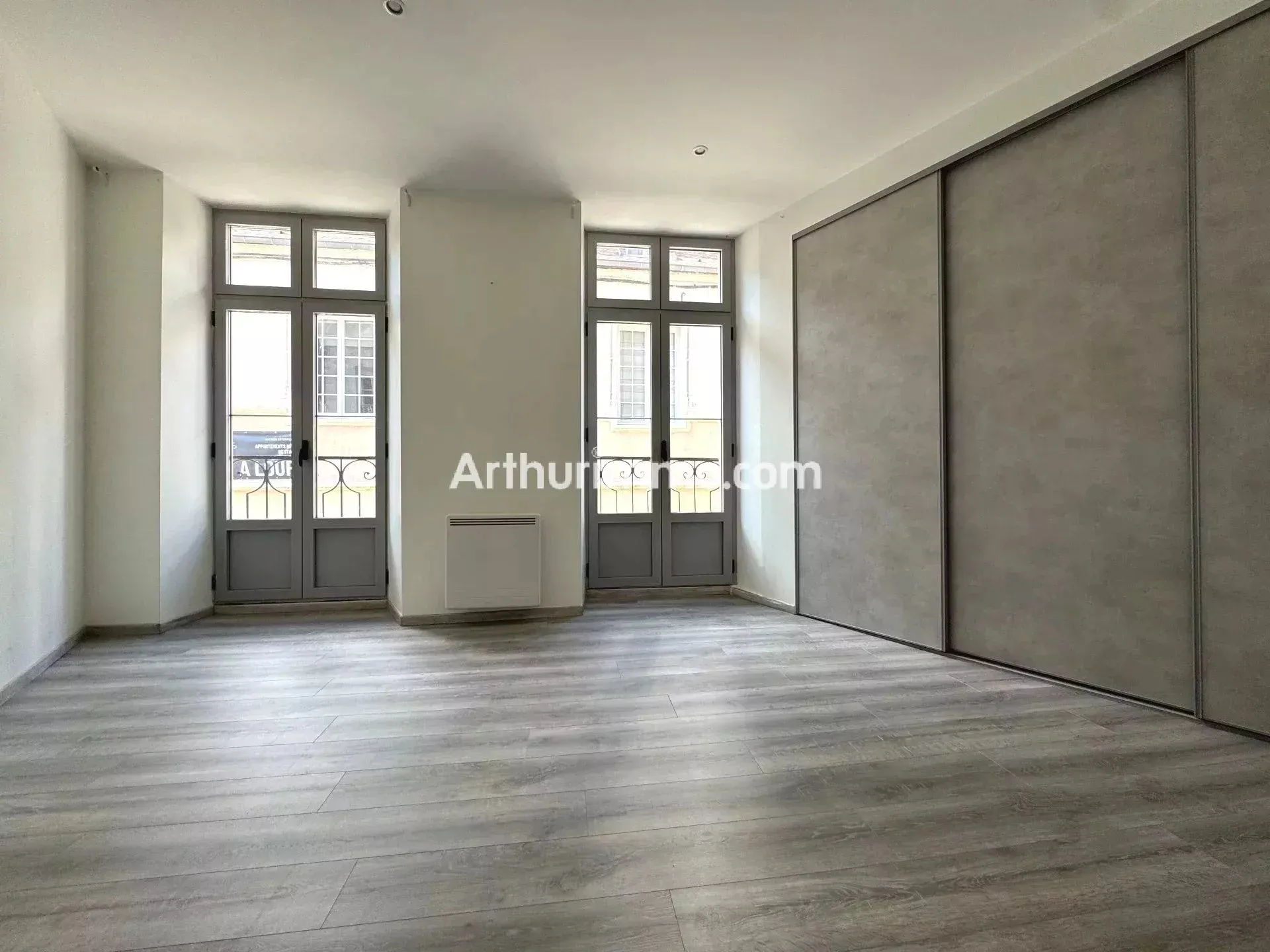 Flat Rue Jean Jaurès in Lons-le-Saunier