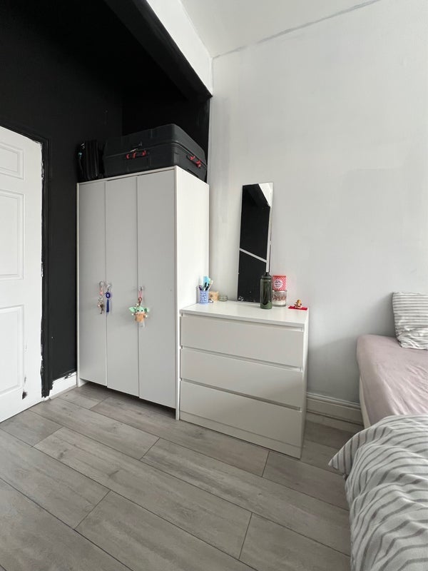 Room Lewisham High Street in Greater London