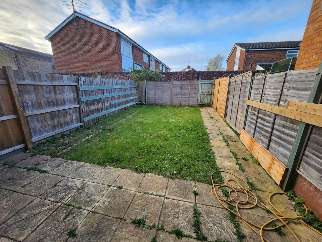 Room Primrose Close in Luton