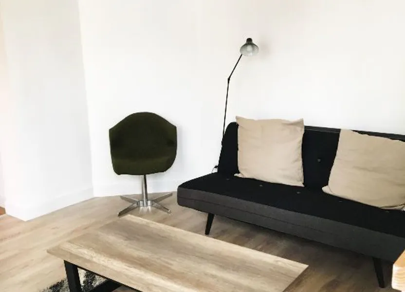 Flat Rue Legendre in Paris
