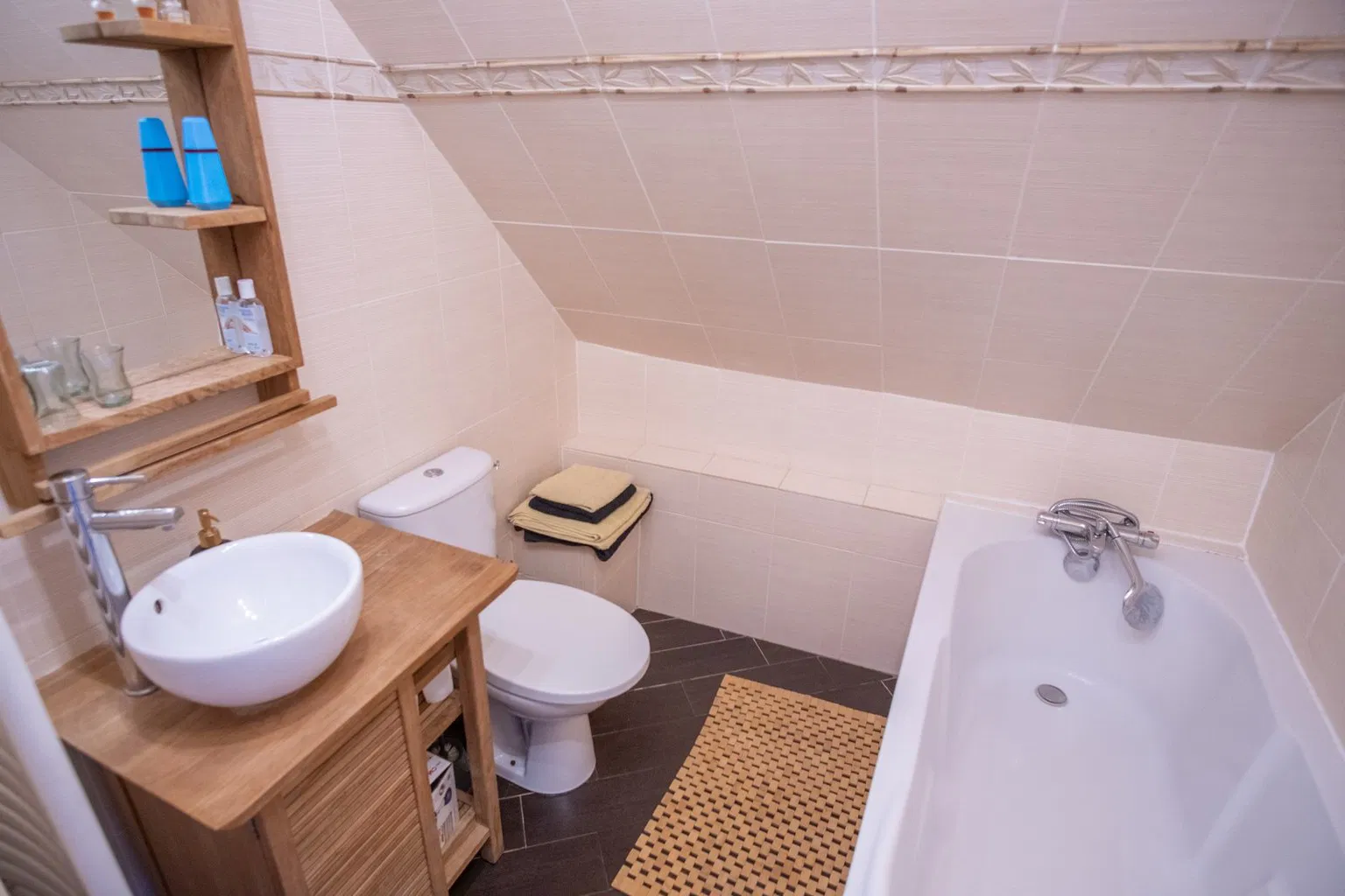 Room Rue du Chartry in La Couture-Boussey
