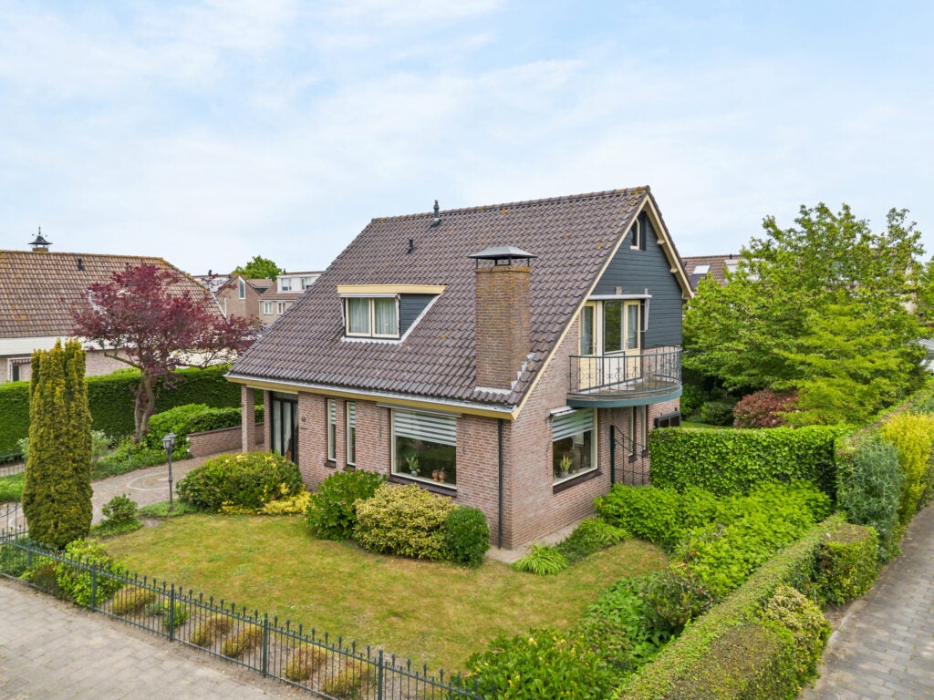 Huis Hogeweg 46 in Limmen