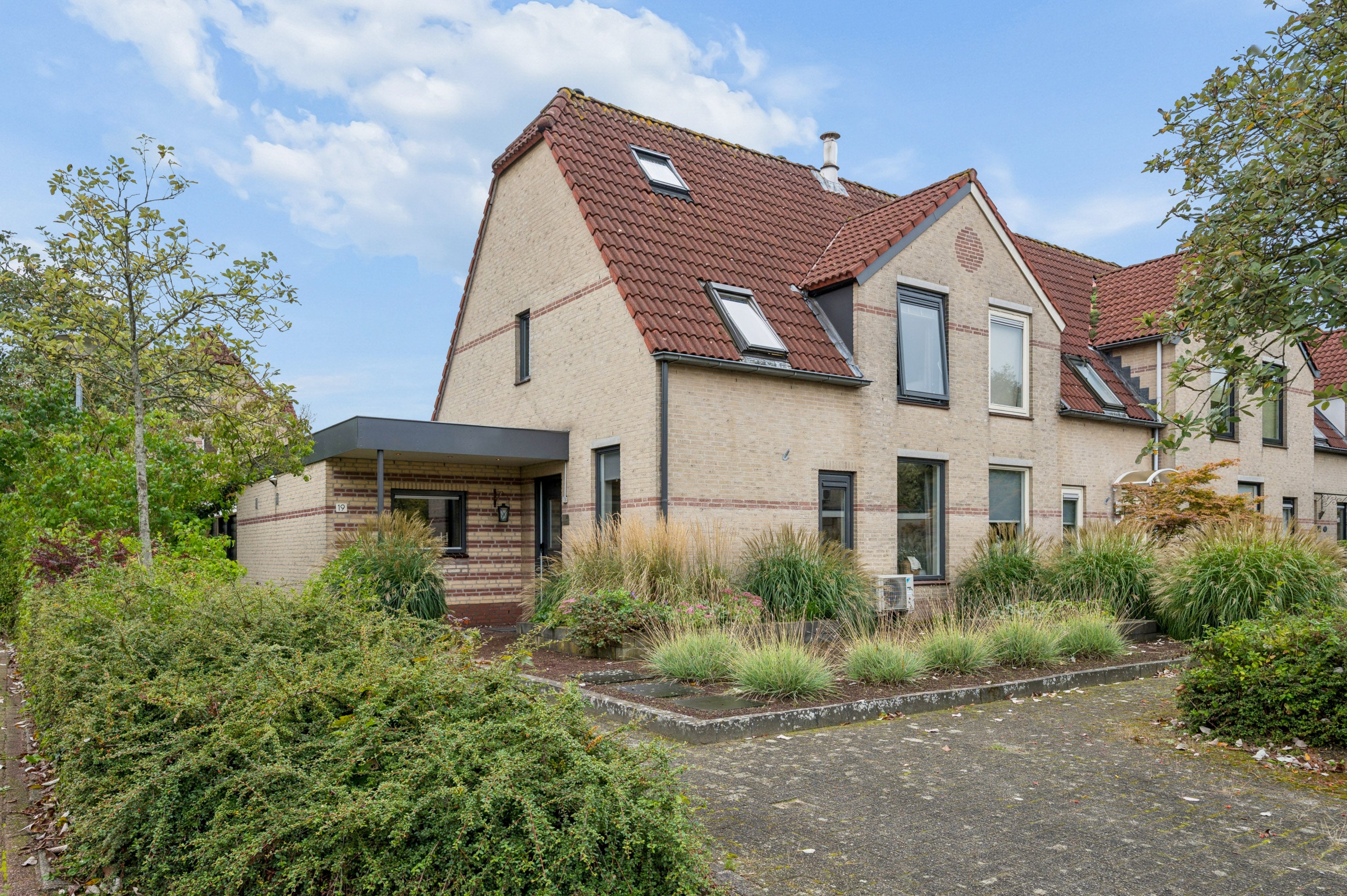 Huis Lorentzhof 19 in Nijkerk