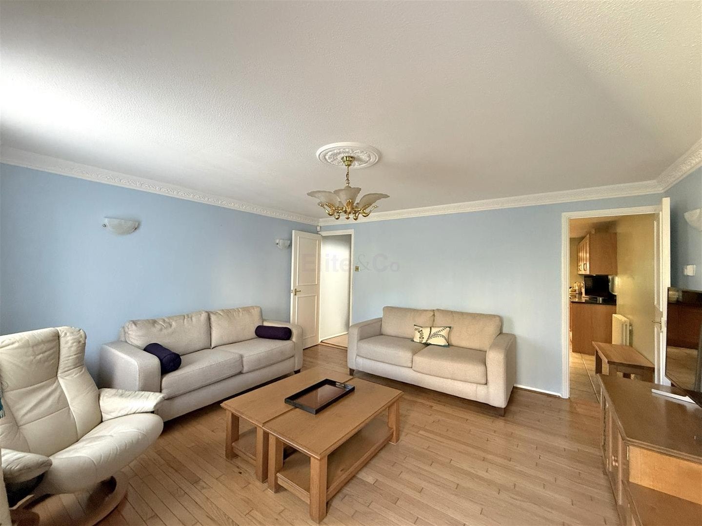 House Marlow Way in Greater London