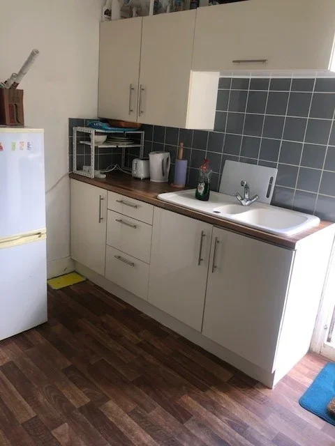 Room Haig Road West in Greater London