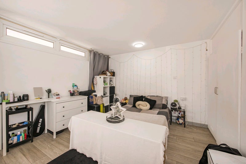 Flat St Leonard's Road in Greater London