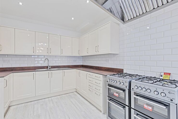 Room Sackville Road in Portslade by Sea