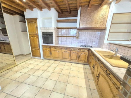 Flat Rue du Bugey in Loyettes