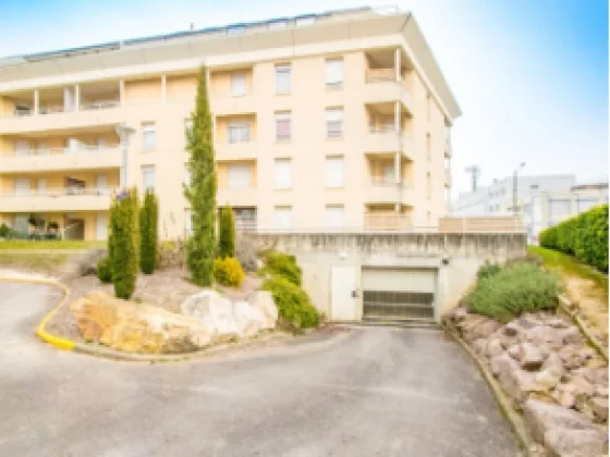 Appartement Rue de Saint-Jean-des-Vignes à Chalon-sur-Saône