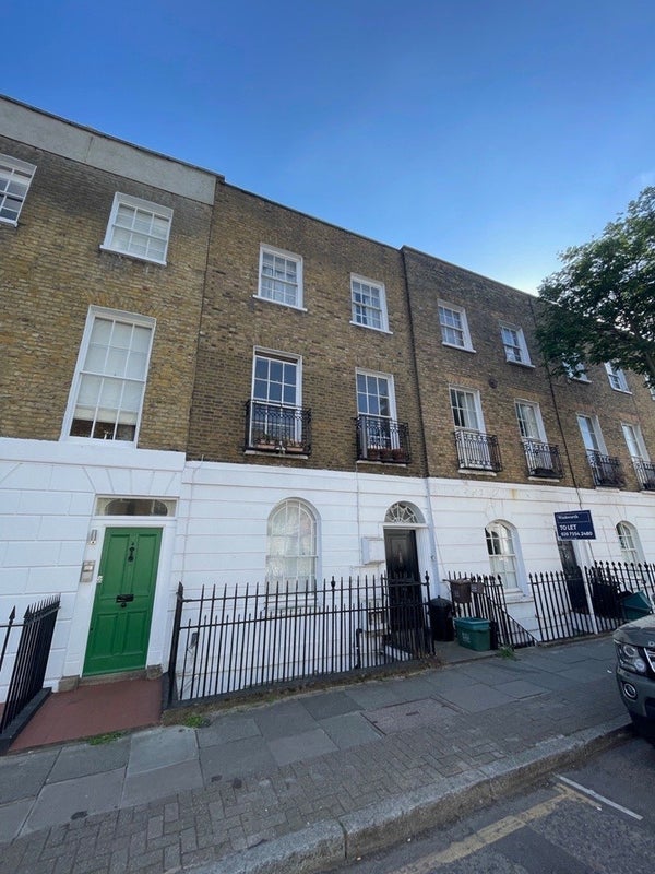 Flat Copenhagen Street in Greater London