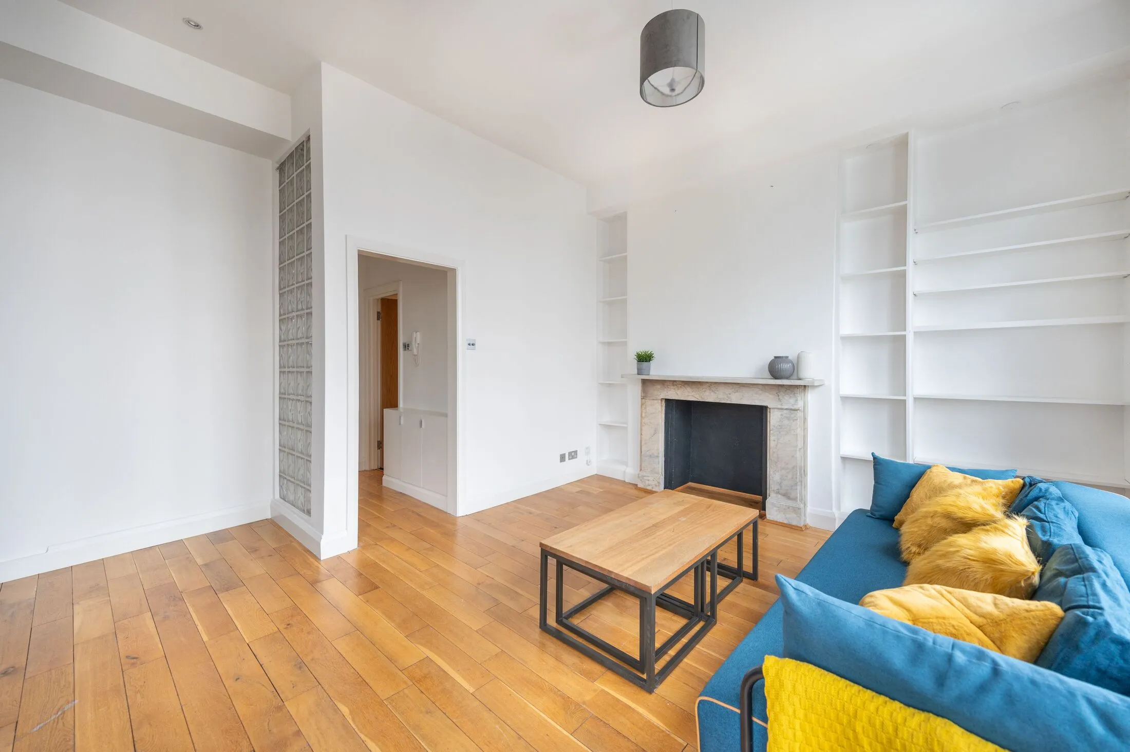 Flat Saint Lawrence Terrace in Greater London