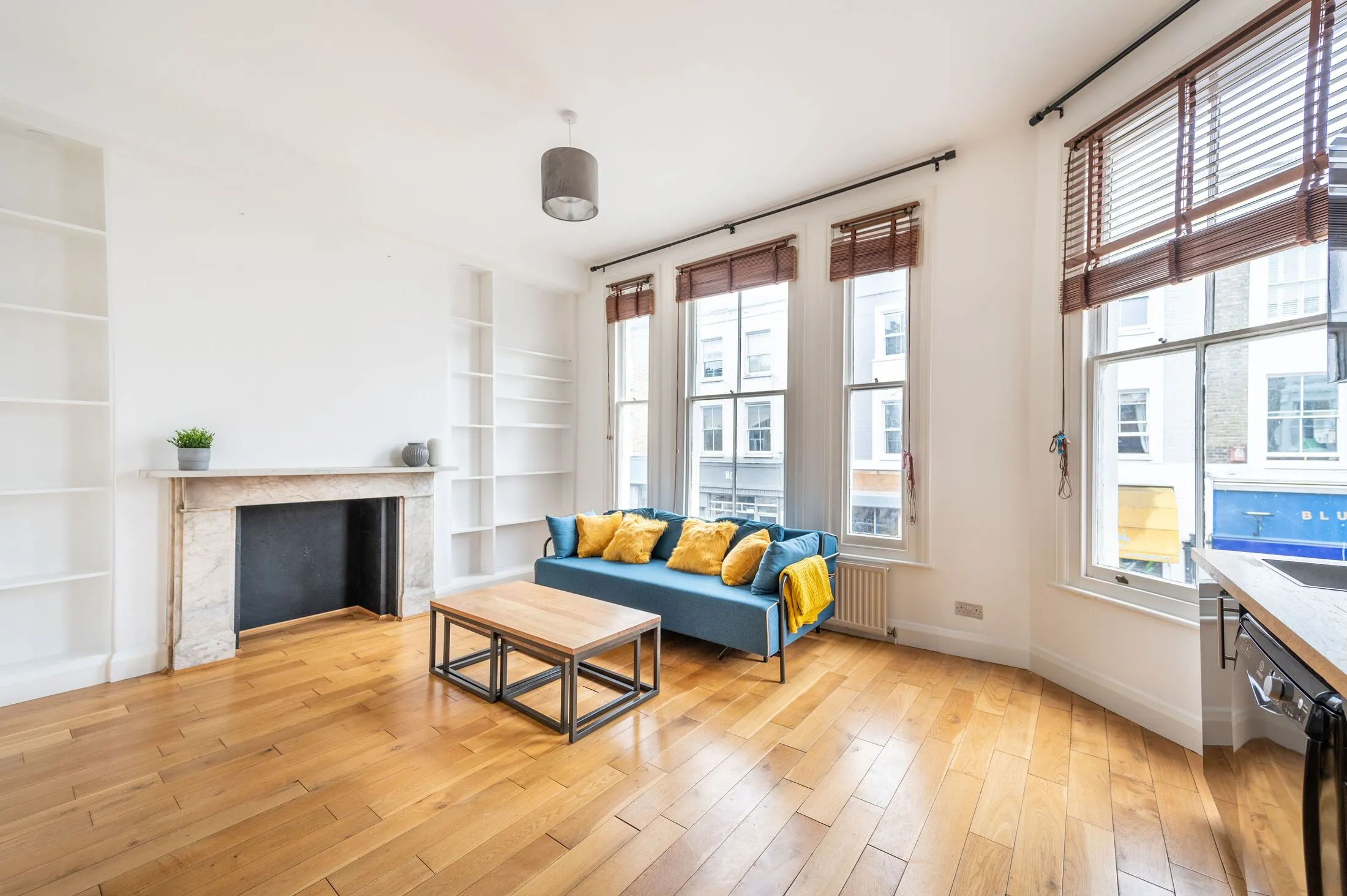 Flat Saint Lawrence Terrace in Greater London
