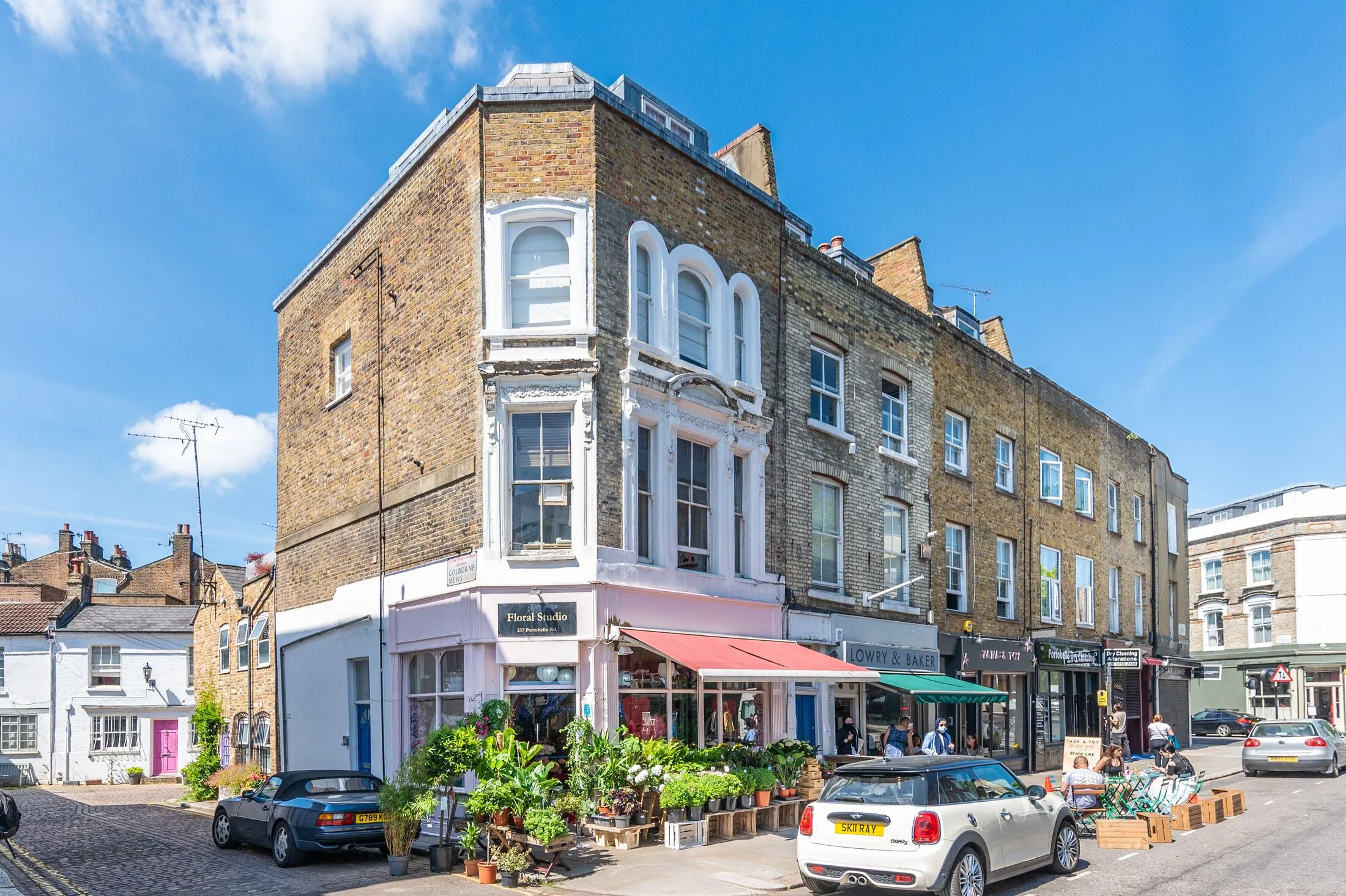Flat Saint Lawrence Terrace in Greater London