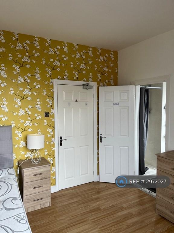 Room Claridge Road in Stoke-on-Trent