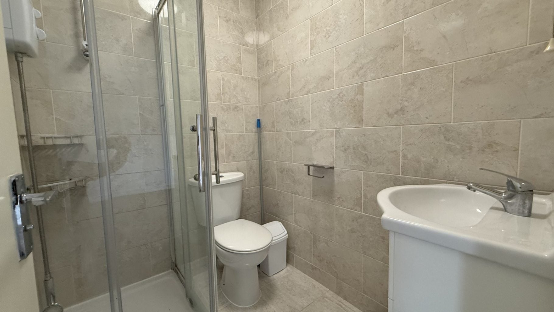 Flat King Edward Road in Waltham Cross