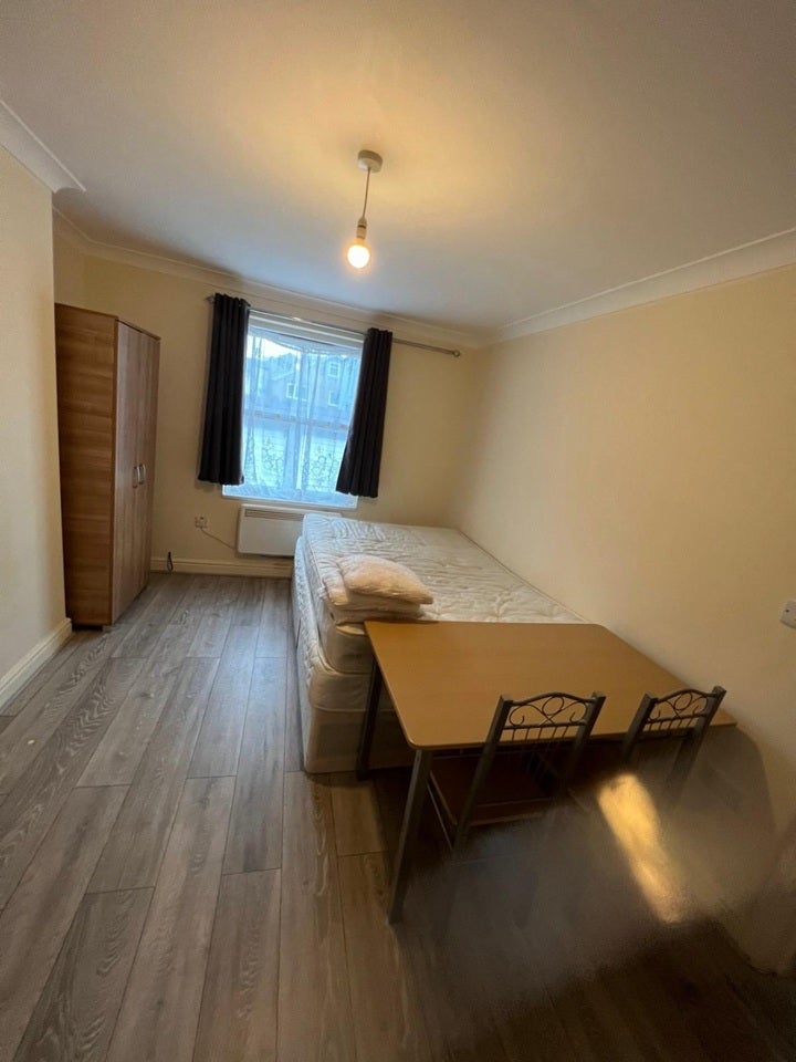 Flat Melville Road in Maidstone