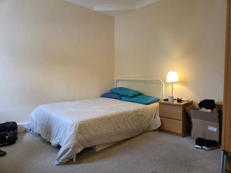 Room Wolverton Gardens in Greater London