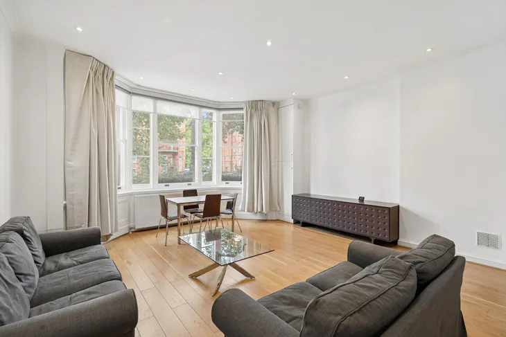 Flat Cadogan Square in Greater London