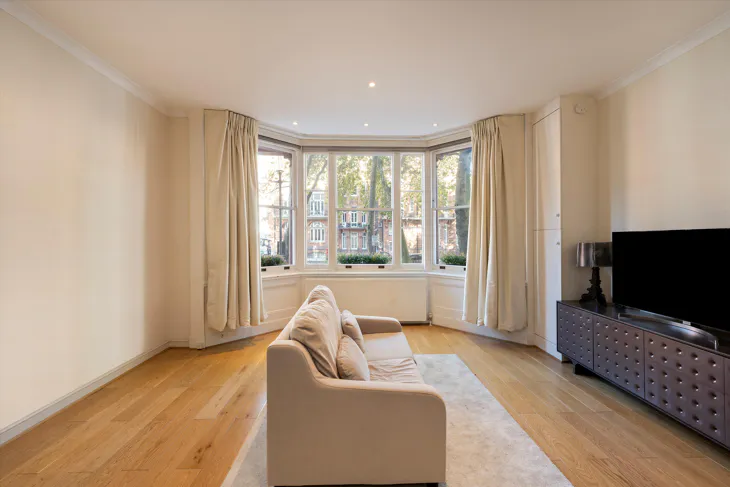Flat Cadogan Square in Greater London