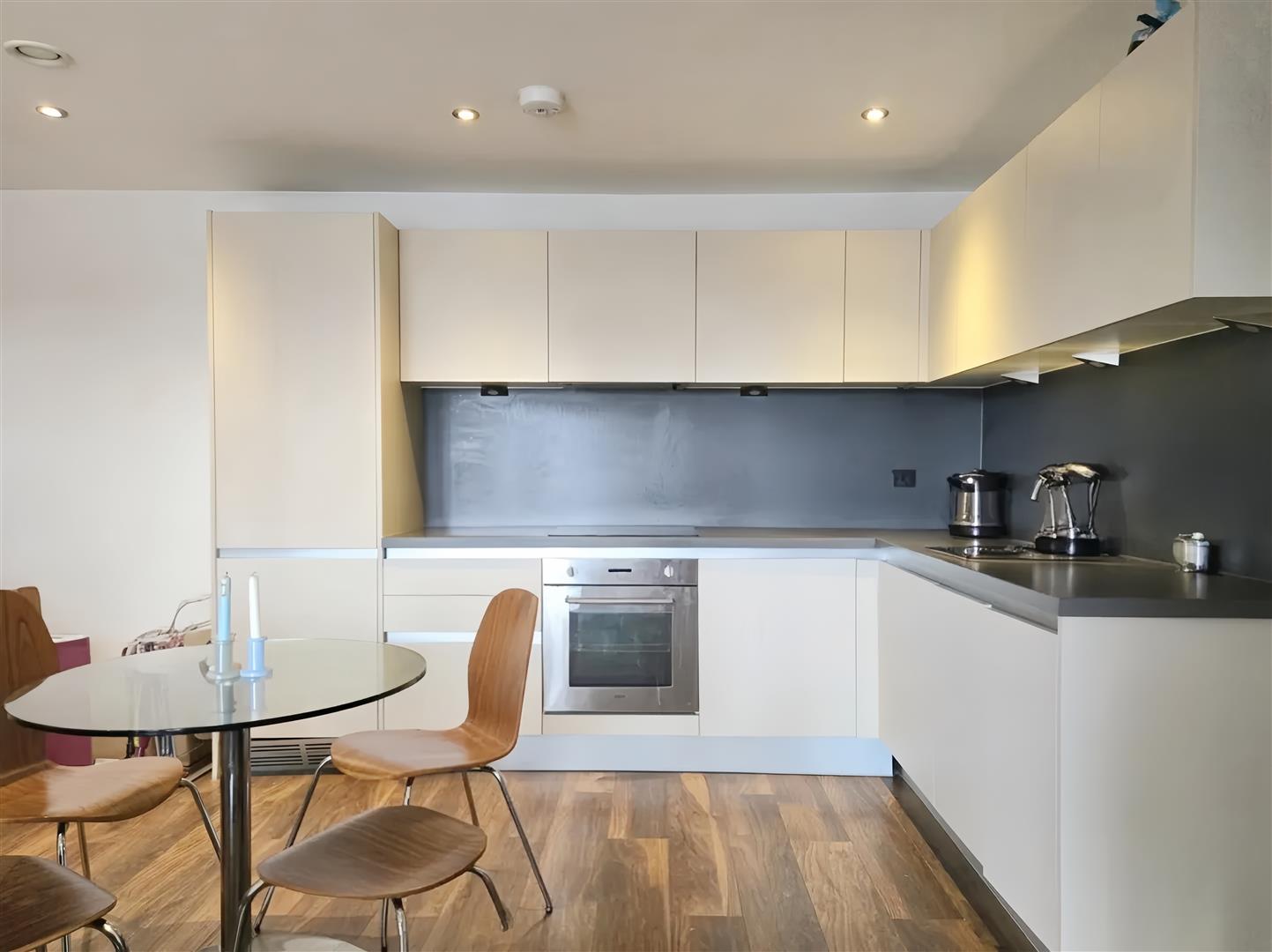 Flat Ordsall Lane in Salford
