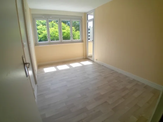 Flat Rue Mermoz in Autun