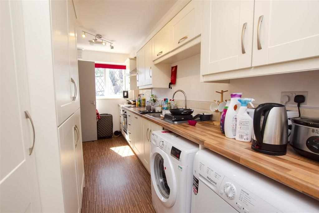 Flat Heeley Road in Birmingham