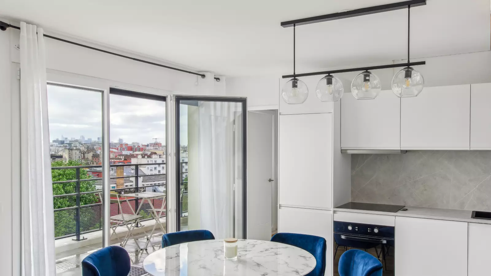 Flat Rue Biron in Saint-Ouen-sur-Seine