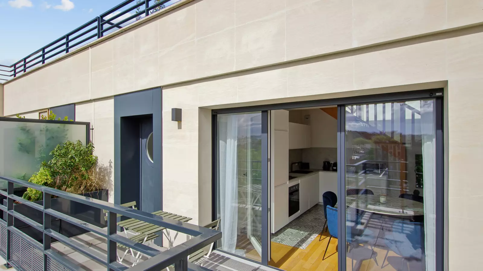 Flat Rue Biron in Saint-Ouen-sur-Seine