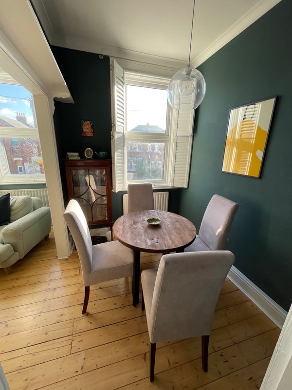 Room Mellison Road in Greater London