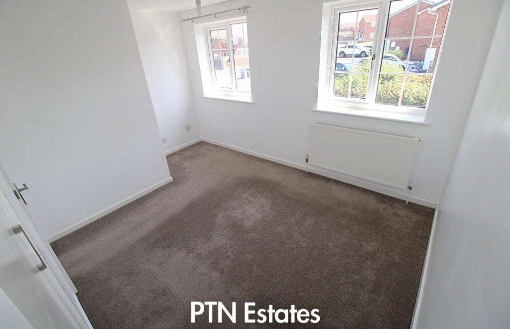 House Bewlay Close in Stourbridge