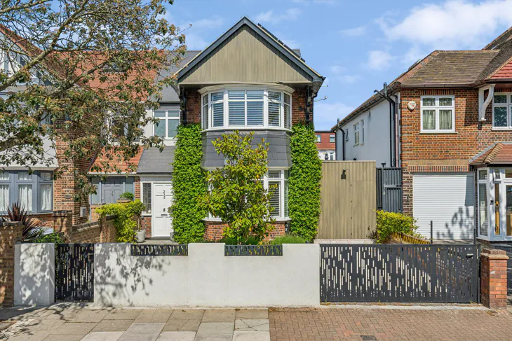House Chamberlayne Road in Greater London