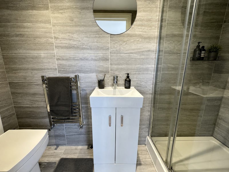 Room Ambassador Square in Greater London