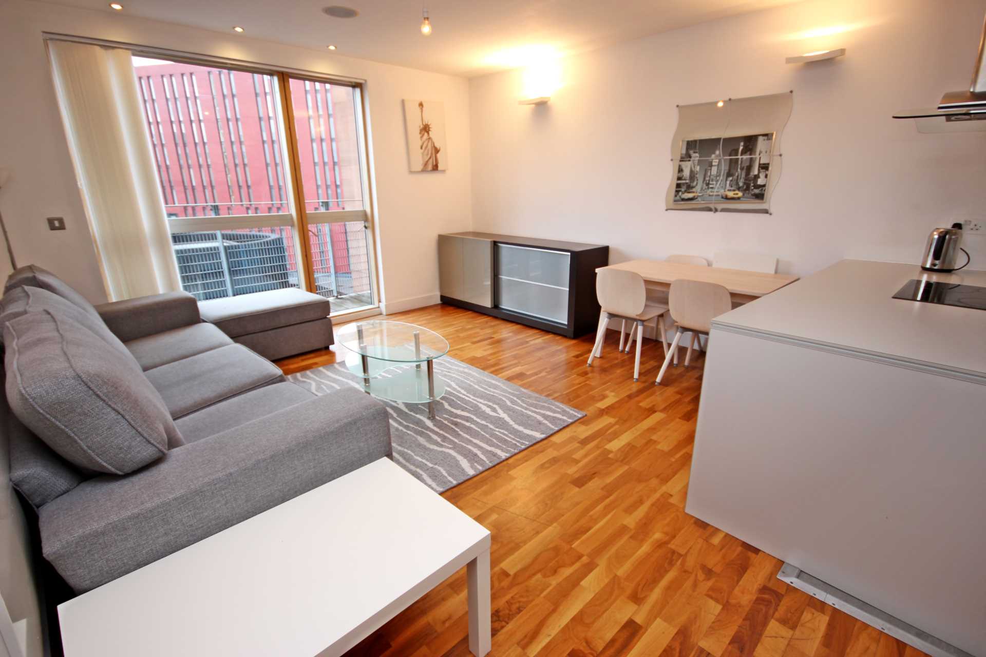 Flat Whitworth Street West in Manchester