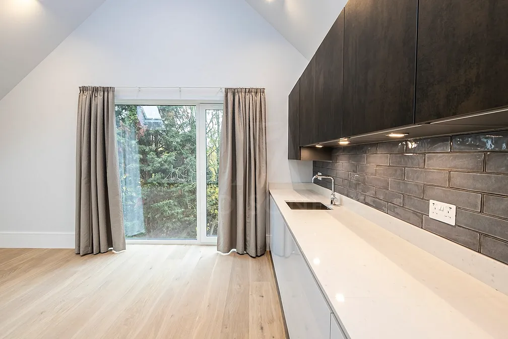 Flat Nafferton Rise in Epping Forest