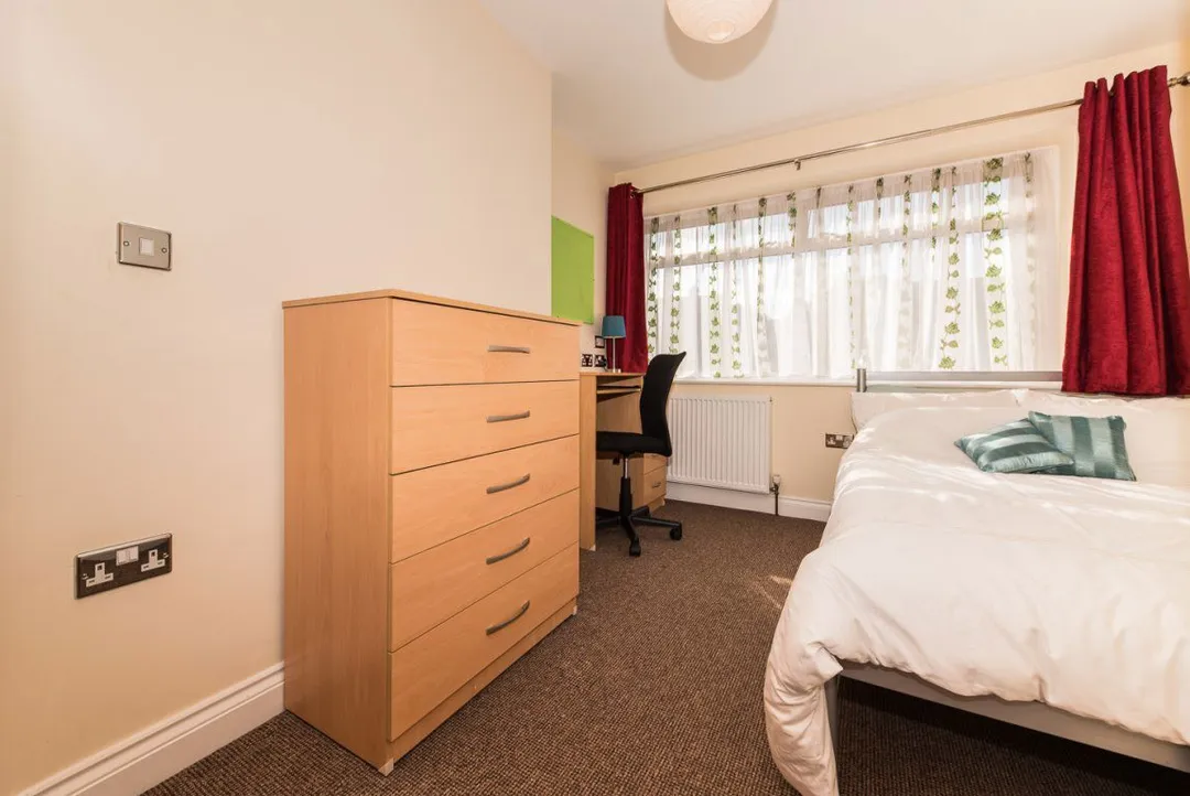 Room College Road in Canterbury