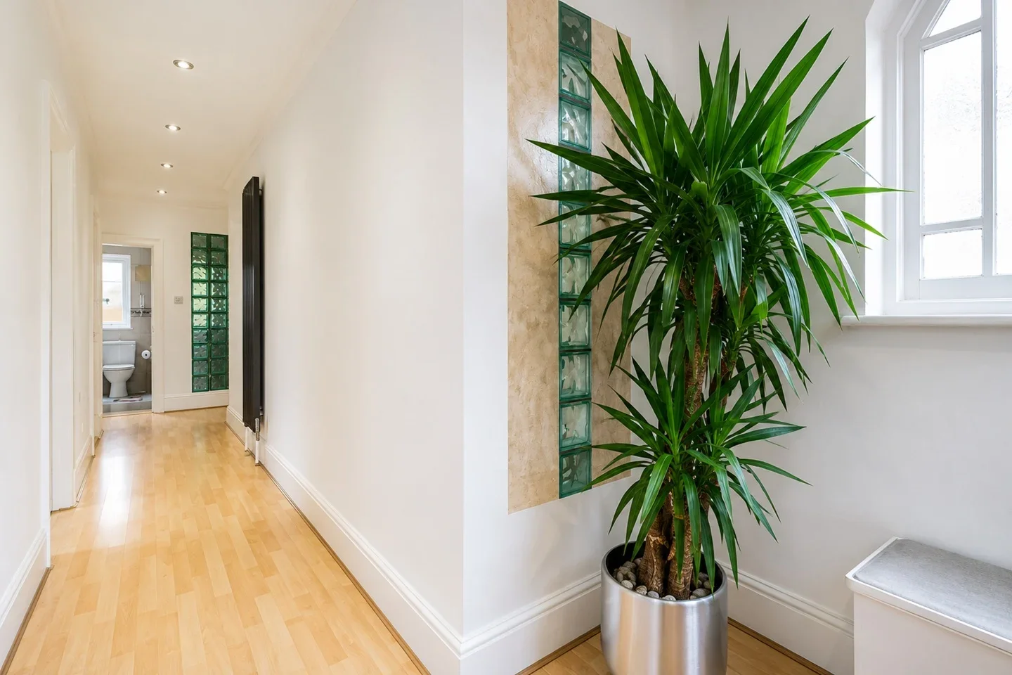 Flat The Farthingales in Maidenhead