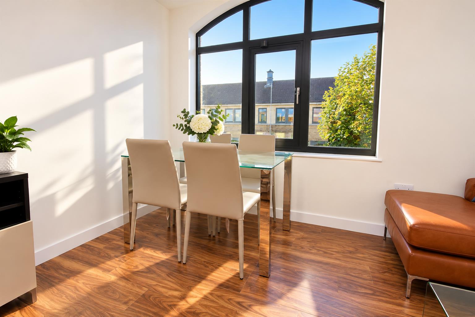 Flat Brunel Court in Dacorum