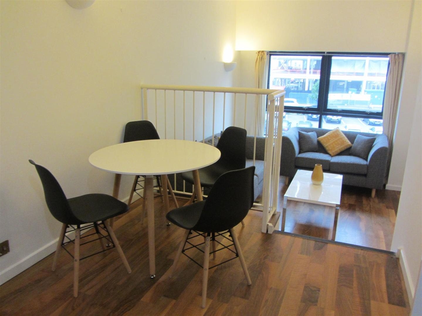Flat Whitehall Riverside in Leeds