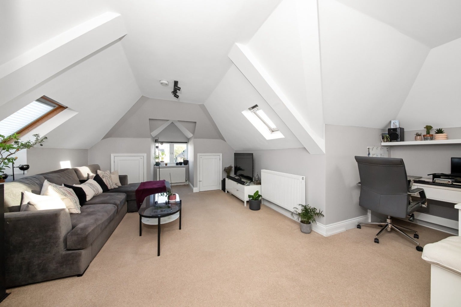 Flat Northampton Road in Greater London