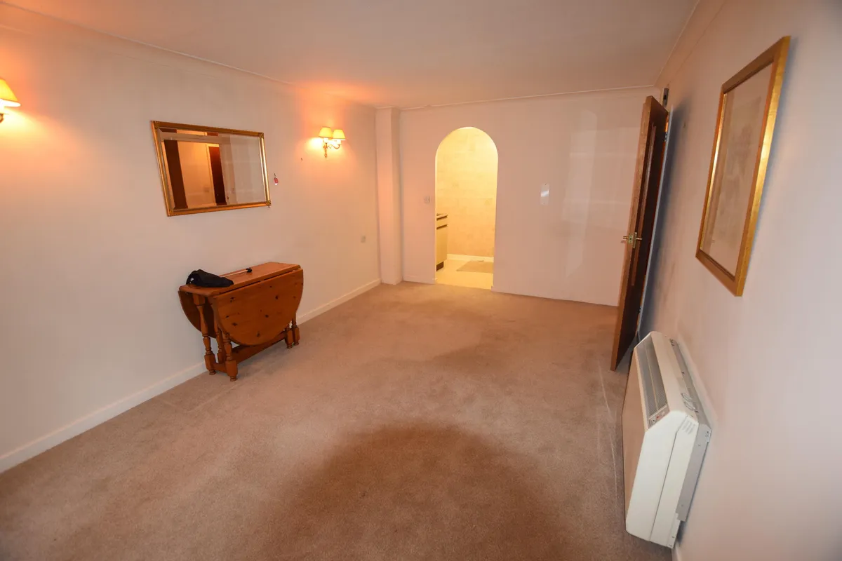House Cassio Road in Watford