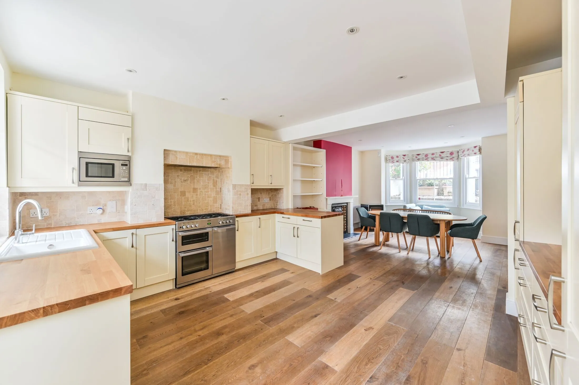House Kennington Oval in Greater London