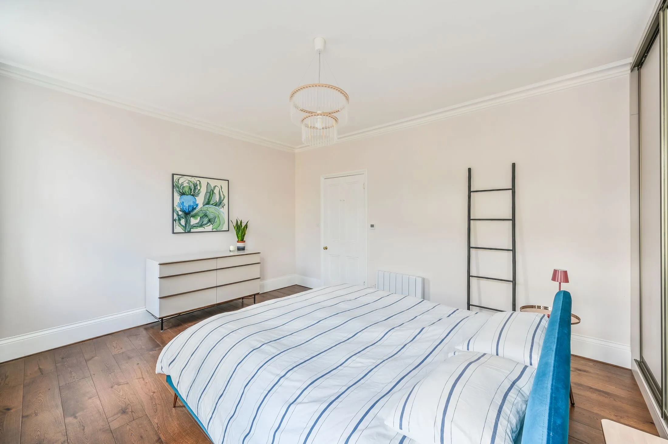House Kennington Oval in Greater London