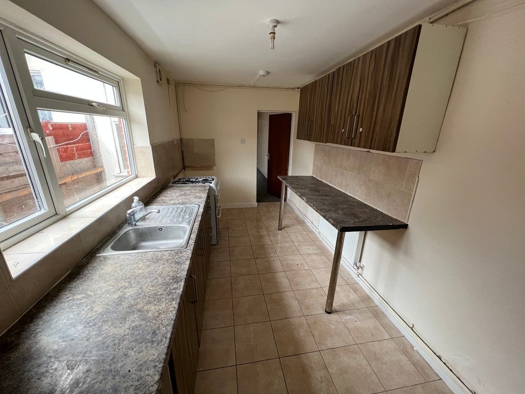 Flat Penn Road in Wolverhampton