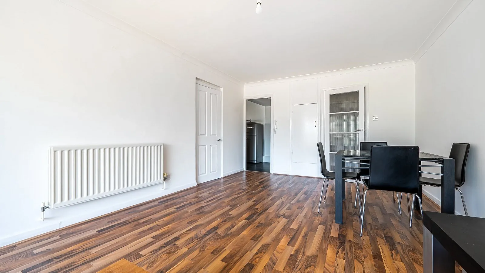 Flat Eversley Park Road in Greater London